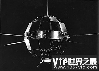 “东方红一号”卫星发射50年 目前仍在天空运行