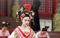 武则天为了上位，竟然掐死了自己的亲生女儿？