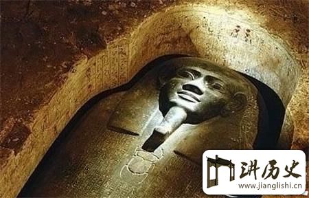 金字塔未解之谜：墓穴竟然笼罩着法老诅咒