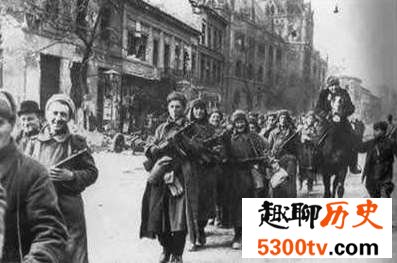 东喀尔巴阡战役双方投入了多少兵力？都有着哪些武器装备