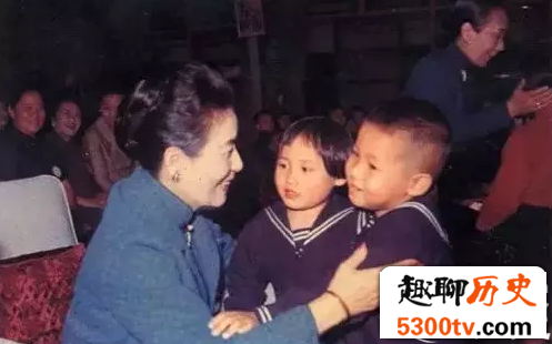 宋美龄对“侵略者”希特勒的答复 令多少男儿汗颜