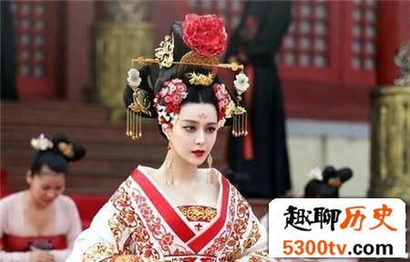 乾陵无头之谜：没有脑袋的守陵石像有何秘密？