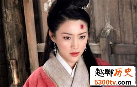 金瓶梅中潘金莲初夜献给六旬老头为何还不讨好