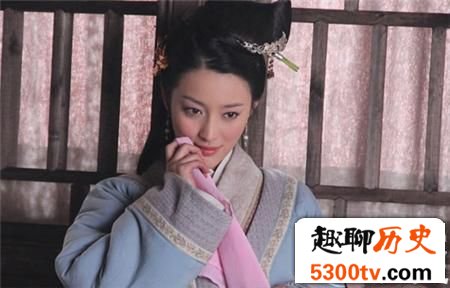 金瓶梅中潘金莲初夜献给六旬老头为何还不讨好