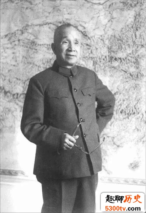 这位将军为什么被称为战神?为何老蒋做梦都想杀他?
