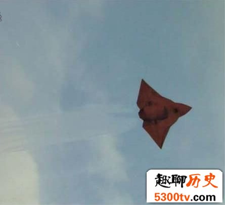 陕西现神秘三角形飞行器 或为最新隐轰-9（图）