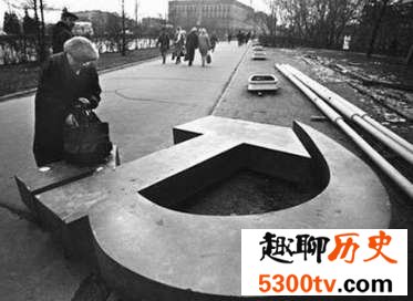 八一九事变和苏联解体有什么关系?是八一九事变导致苏联解体的吗