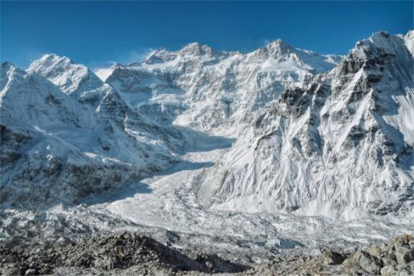 世界最高的十大山峰 乔戈里峰平均气温-50℃,榜首你一定知道