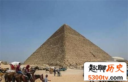 新发现！埃及4500年的金字塔里藏神秘密室