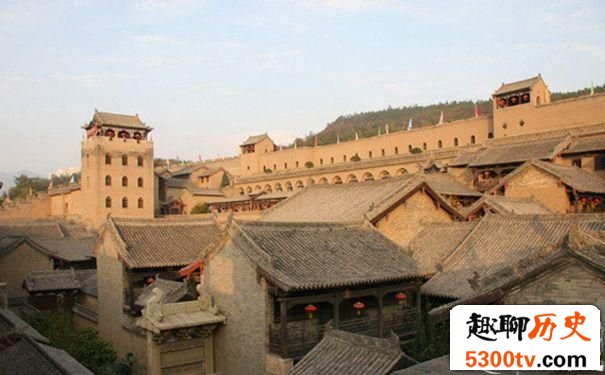 后人是怎么评价清代名士陈廷敬这个人的?