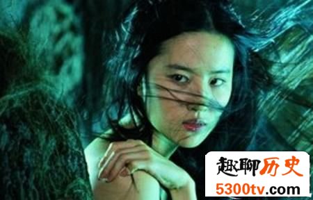 惊悚轶闻：考生黑夜墓前遇女子竟与四尸同睡