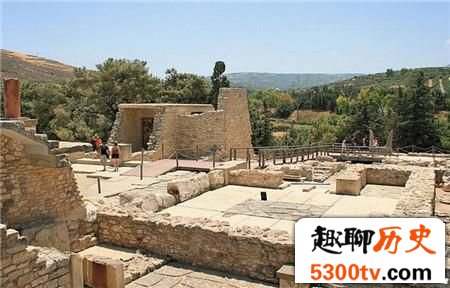 充满传奇色彩克里特岛迷宫是宫殿还是陵墓呢?