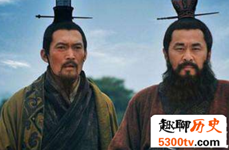 为什么说曹操是三国里面最好上当受骗的人？