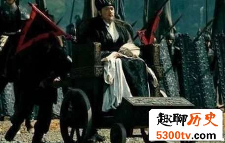 诸葛亮上战场为什么要坐轮椅,并非腿疾而是另有玄机