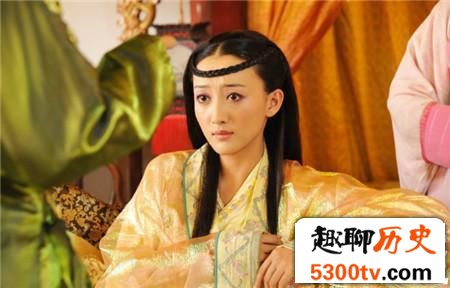 此女11岁成皇后 历经三位皇帝位居太皇太后！