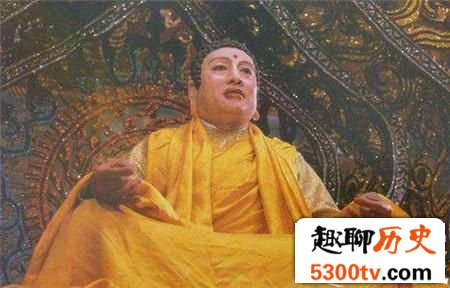 为什么佛祖有头发 其他和尚却要剃光头？