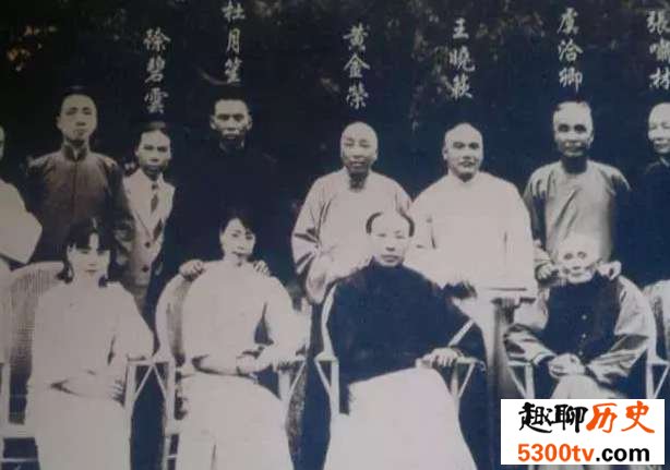 万墨林是什么人?是怎么和杜月笙认识的,有什么关系?
