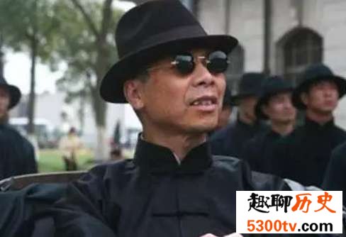 万墨林是什么人?是怎么和杜月笙认识的,有什么关系?