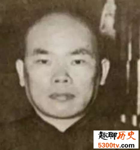 万墨林是什么人?是怎么和杜月笙认识的,有什么关系?