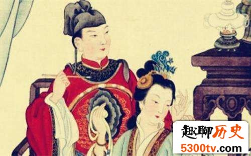 贾充听到大臣们在讨论一股奇香,顿时惊慌失措,到底怎么回事?
