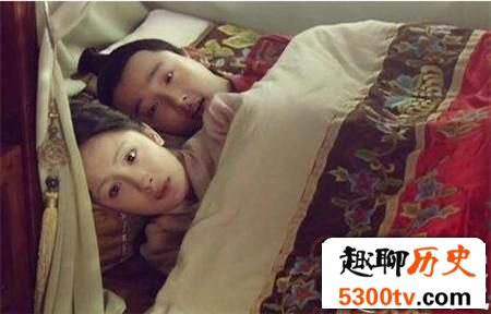 红楼梦丫鬟袭人:虽有夫妻之实却无夫妻之名