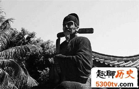 海瑞买了两斤肉；被胡宗宪举报贪污
