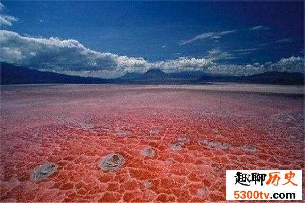 世界十大可怕的河 沸水河和开水没区别，第三有放射性物质