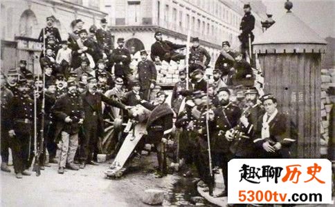 巴黎公社的作用:无产阶级专政的第一次尝试