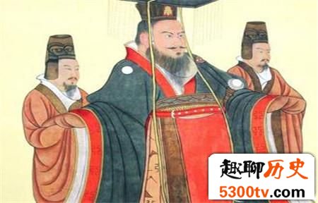 涨姿势!皇帝的龙袍并非都一开始就是黄色