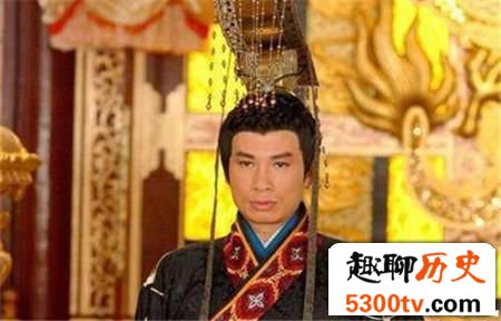 这个人很傻却能当上皇帝 读奏折的方法更是奇特