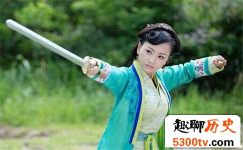 令狐冲为何会如此痴迷自己的小师妹岳灵珊