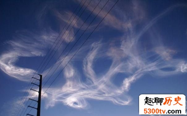 自然界超自然的现象:新疆上空惊现神秘天象图