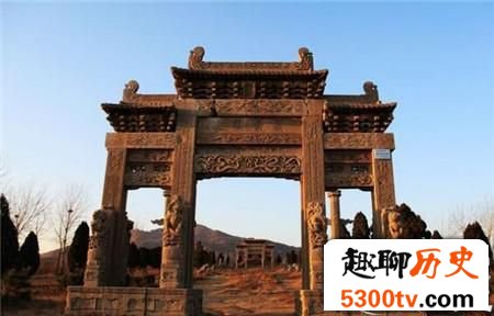 三国将领公孙瓒百战百胜最后败在谁的手里?