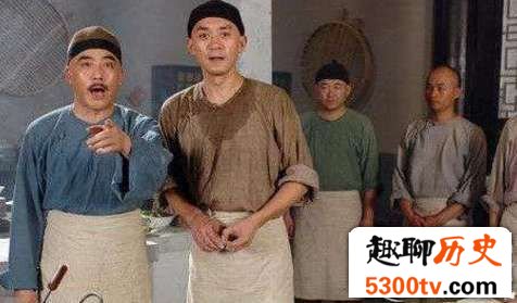 曾国藩亲戚来投靠，吃饭时一个动作，就被请回去了