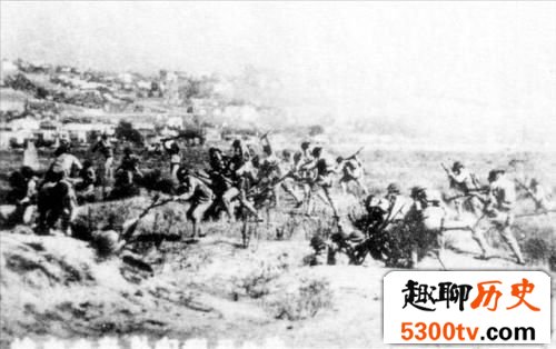 美军对日首次夺岛战：美突击营灌输八路军战术