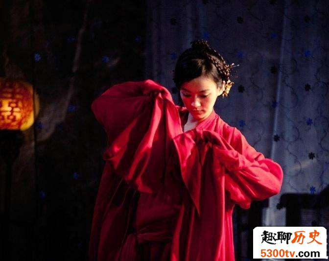 历史上苏东坡为何会喜欢一个叫“盼盼”的妓女?有何原因?