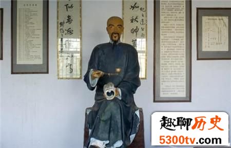 纪晓岚写两个字让相士测运势 竟说出三个预言