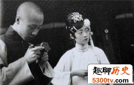 溥仪早年与宫女干何“坏事”让其失去生育能力？