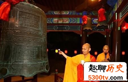 古代除夕之夜“撞钟”为何必须要敲108响呢？