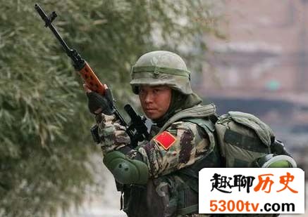 震撼揭秘：一位志愿军掉队士兵爆发的恐怖战力！