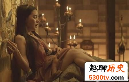 六亲不认心狠手辣:揭皇宫里暗藏的“美女怪招”
