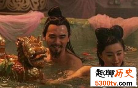 六亲不认心狠手辣:揭皇宫里暗藏的“美女怪招”