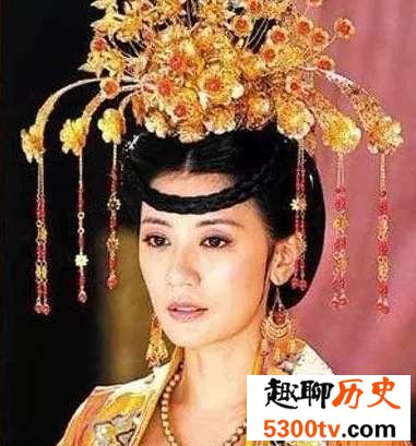 武则天身为一个女人是怎么坐稳皇位的?