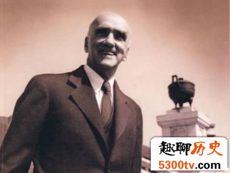 司徒雷登：1949年前中国每年饿死300至700万人
