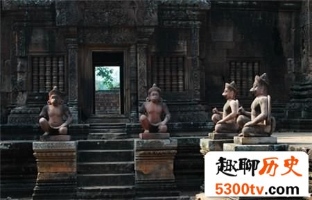 世界上最大的庙宇吴哥窟是怎么建立起来的?