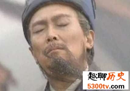 诸葛亮死后刘禅一查他的遗产,为什么气得直拍桌子?