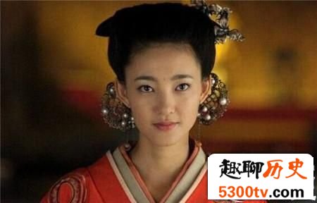 二婚女子抛夫弃女入宫 靠心计走上皇后之位！