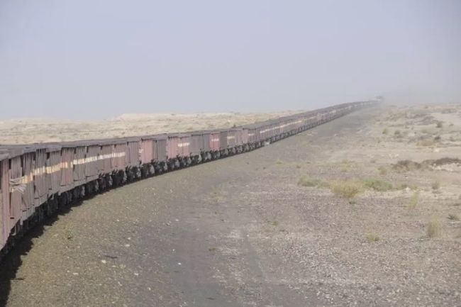 毛里塔尼亚铁矿石火车