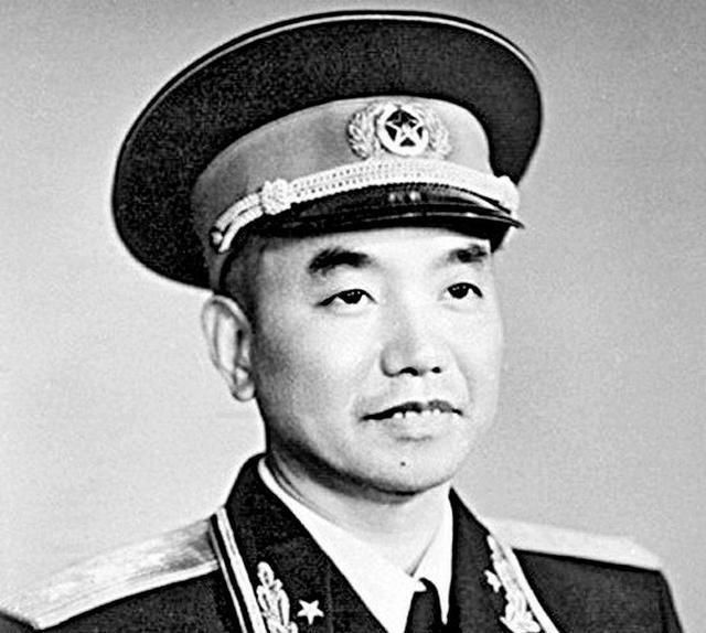 
元帅大将上将中将少将中，第一名和最后一名，各有什么故事？