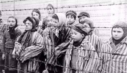 【二战未解之谜】斯大林之子雅科夫为何要在德国集中营里自尽？